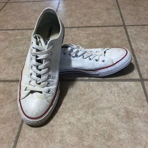 Converse Low Top, Men’s 9